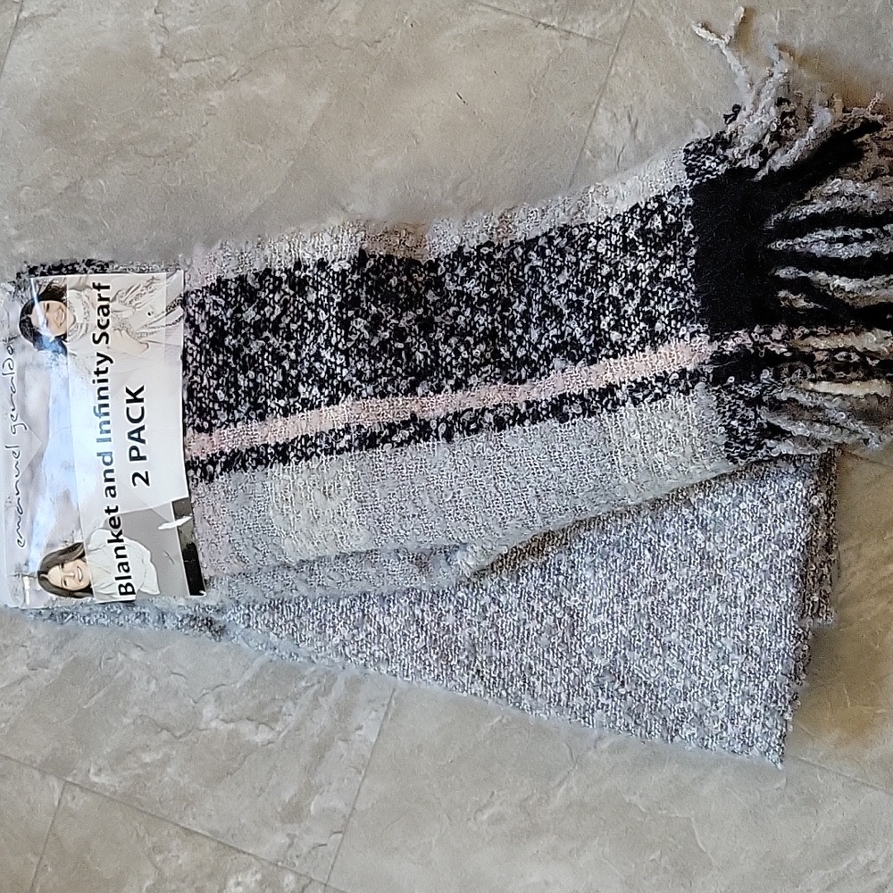 Cozy Gray and Black Plaid Scarf Set